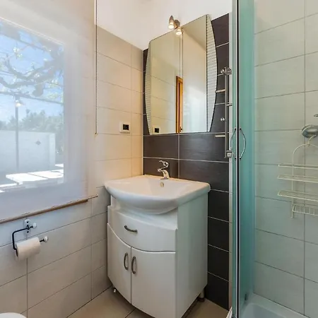 Lovely In With Kitchen Vakantiehuis *