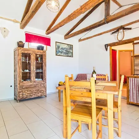 Lovely In With Kitchen *